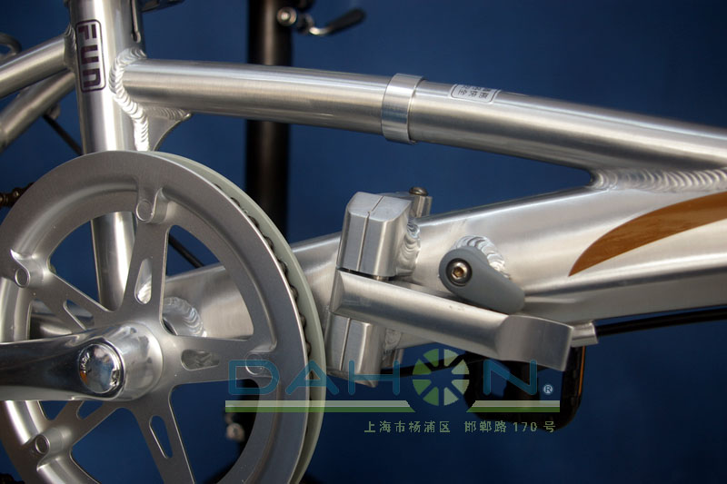 Folding Bicycles and Folding Bicycle Accessories by Dahon